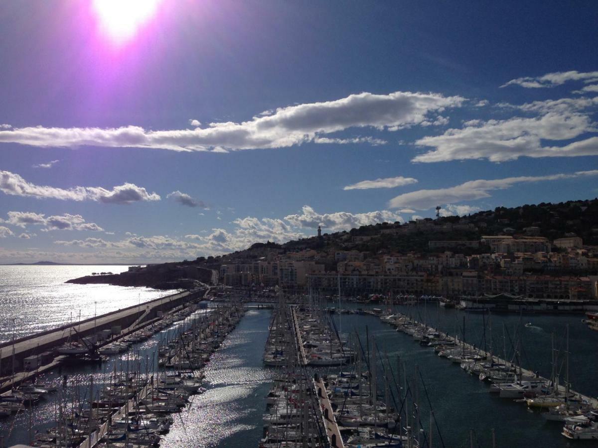 Résidence avec piscine et box, vue sur mer Sète Exterior foto